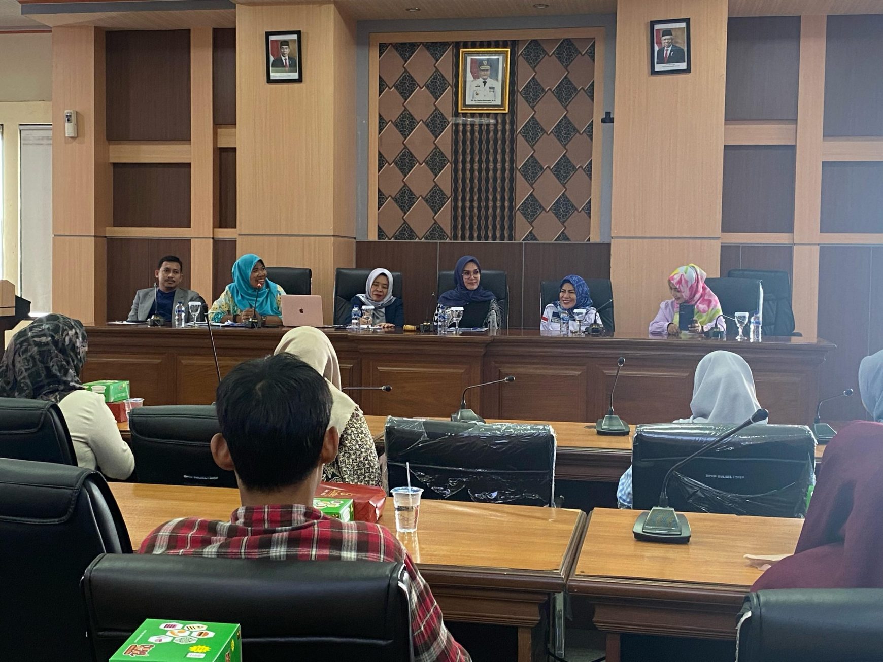 Buku Kisah Inspiratif Perempuan di Parlemen Sulsel Diluncurkan